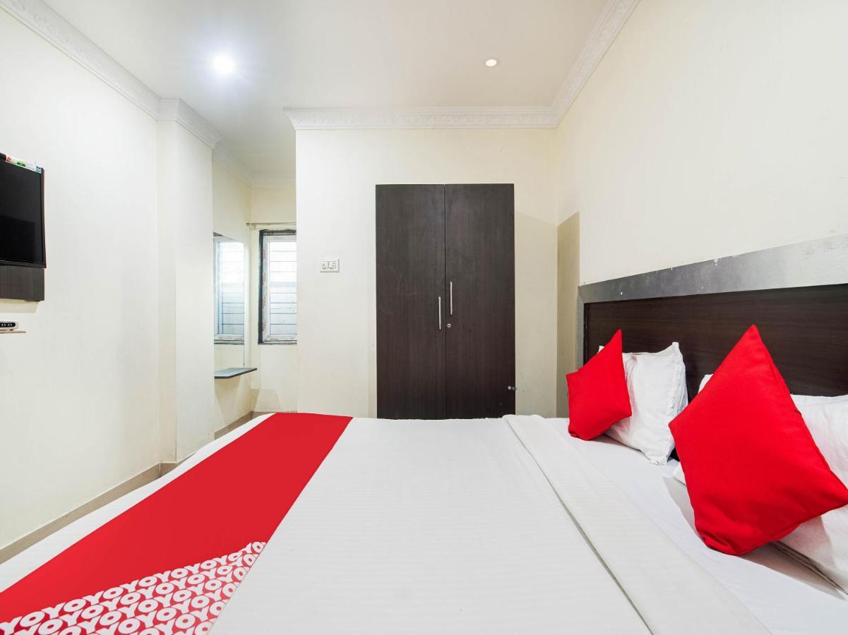 فندق فيساخاباتنامفي  Oyo 74206 Ssr Residency المظهر الخارجي الصورة
